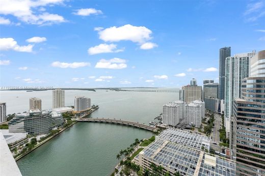 Residential complexes in Miami, Miami-Dade