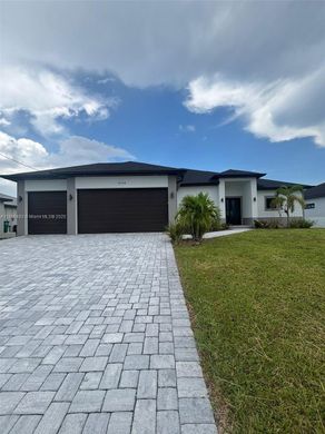 Βίλα σε Cape Coral, Lee County
