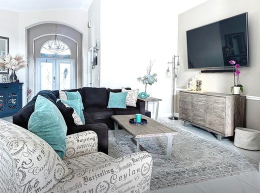 Villa - Wellington, Palm Beach County