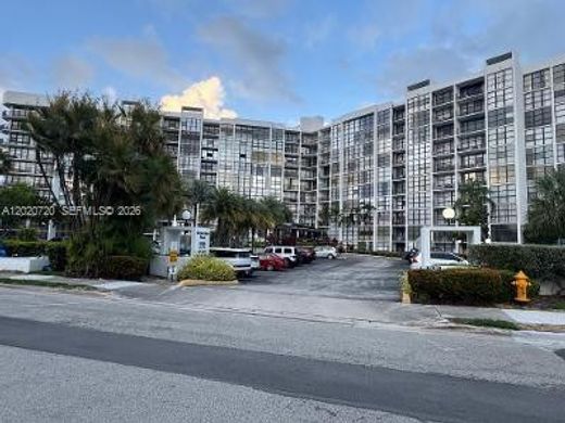 Complesso residenziale a Hallandale Beach, Broward County