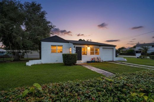 ﻓﻴﻼ ﻓﻲ Miami Shores, Miami-Dade County