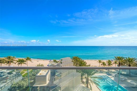 Residential complexes in Sunny Isles Beach, Miami-Dade