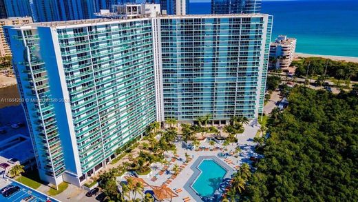 Kamienica w Sunny Isles Beach, Miami-Dade County