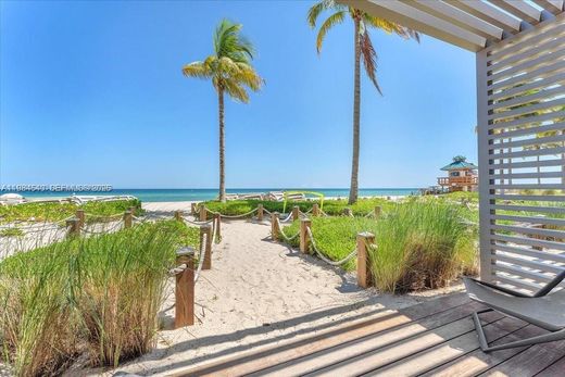 Complexes résidentiels à Sunny Isles Beach, Comté de Miami-Dade