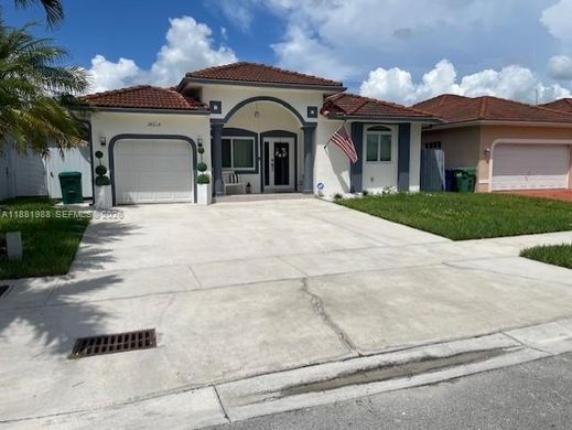 Villa in Miami, Miami-Dade