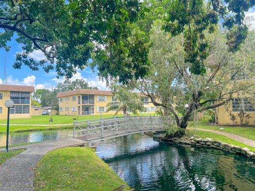 Appartementencomplex in Dania Beach, Broward County