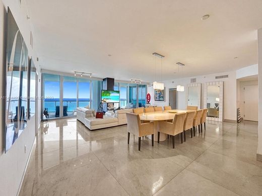 Жилой комплекс, Sunny Isles Beach, Miami-Dade County