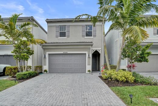 Villa in Tamarac, Broward County
