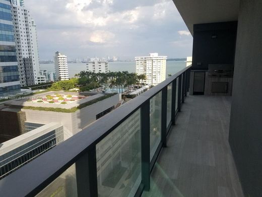 Kamienica w Miami, Miami-Dade County