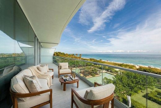 Residential complexes in Surfside, Miami-Dade