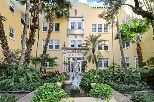 Жилой комплекс, Майами-Бич, Miami-Dade County