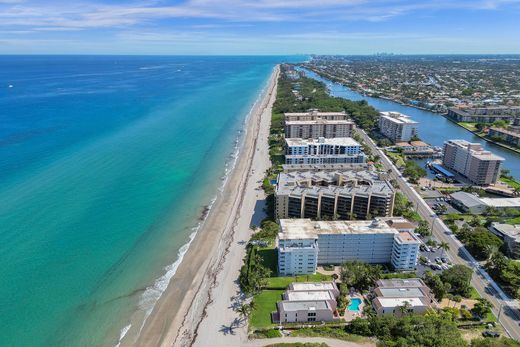 Residential complexes in Hillsboro Beach, Broward County