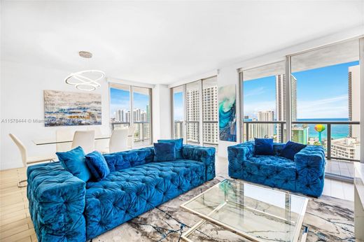 Komplex apartman Hallandale Beach, Broward County