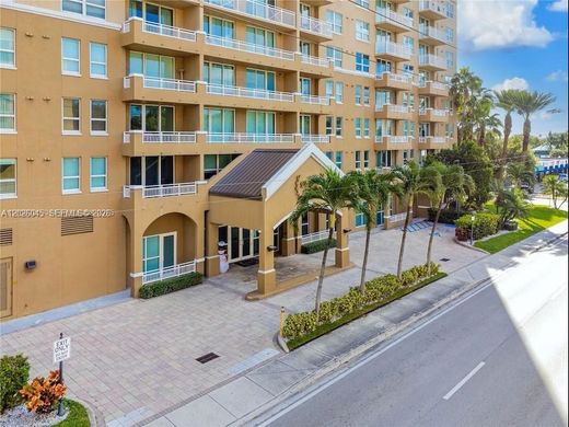 Residential complexes in Miami, Miami-Dade