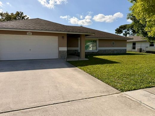 Villa in Royal Palm Beach, Palm Beach County