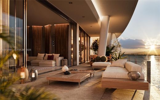 Residential complexes in Coconut Grove, Miami-Dade