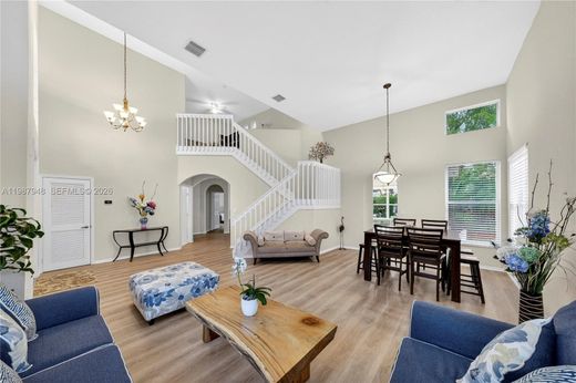 Villa Pembroke Pines, Broward County