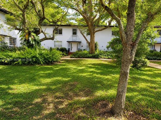 Residential complexes in Miami, Miami-Dade