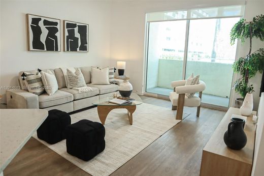 Residential complexes in Surfside, Miami-Dade