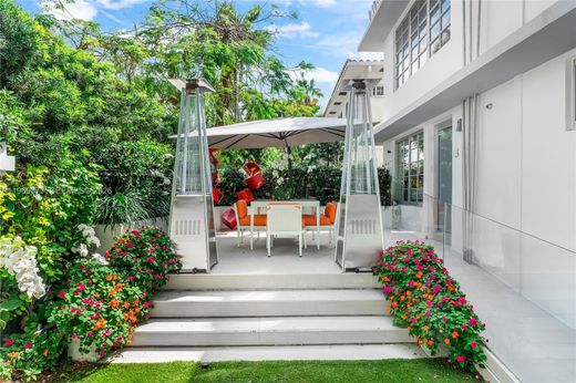 Complexes résidentiels à Miami Beach, Comté de Miami-Dade