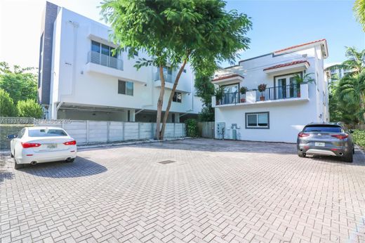 Townhouse in Miami, Miami-Dade