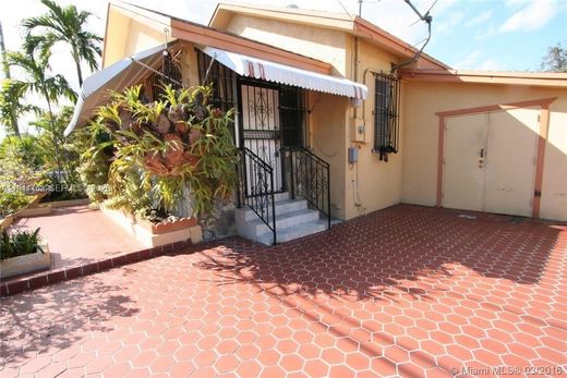 Villa in Miami, Miami-Dade County