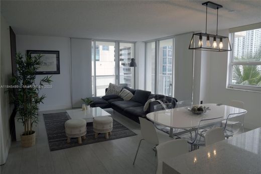 Residential complexes in Miami, Miami-Dade