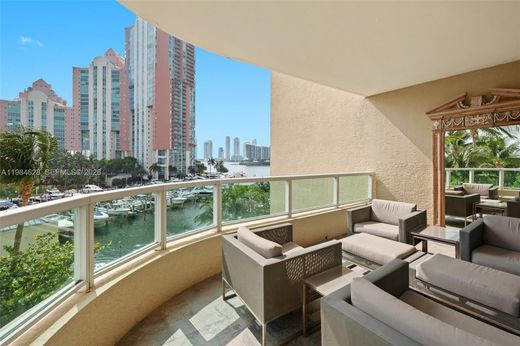 Residential complexes in Aventura, Miami-Dade