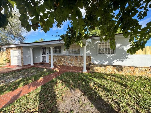 Villa in Miami, Miami-Dade County