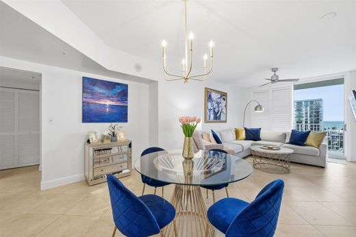 Residential complexes in Fort Lauderdale, Broward County