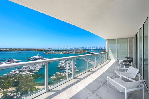 Residential complexes in Miami Beach, Miami-Dade
