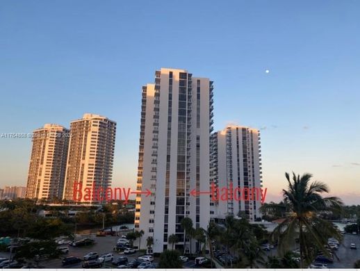 مجمع شقق ﻓﻲ Aventura, Miami-Dade County