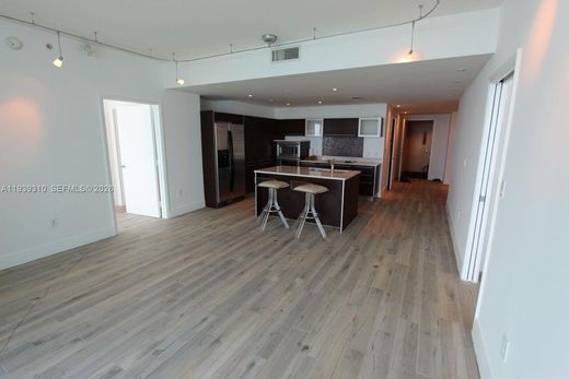 Wohnkomplexe in Miami, Miami-Dade County