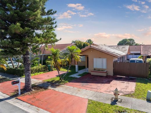 Willa w Miami, Miami-Dade County
