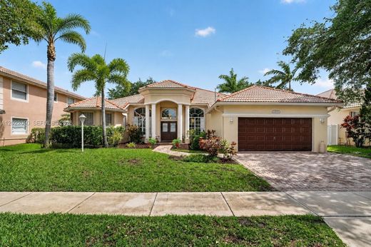 Willa w Pembroke Pines, Broward County