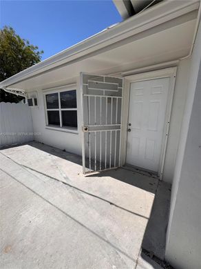 Complexes résidentiels à Miami, Comté de Miami-Dade