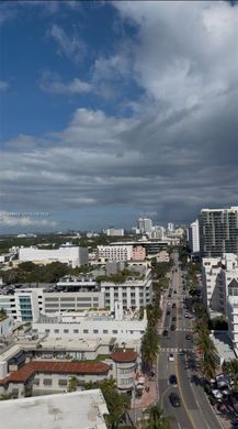 Miami Beach, Miami-Dade Countyのアパートメント・コンプレックス