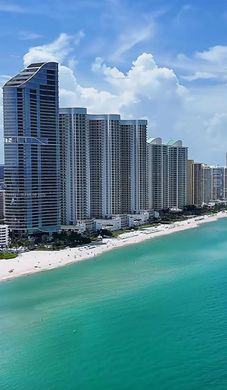 Residential complexes in Sunny Isles Beach, Miami-Dade