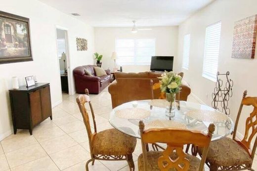 Residential complexes in North Palm Beach, Palm Beach