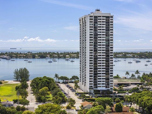 公寓楼  West Palm Beach, Palm Beach County