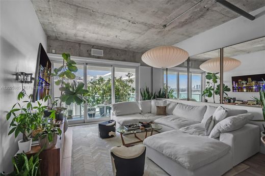 Kamienica w Miami Beach, Miami-Dade County