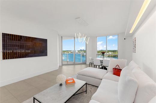 Complesso residenziale a North Miami Beach, Miami-Dade County