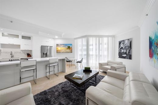Complesso residenziale a Miami Beach, Miami-Dade County