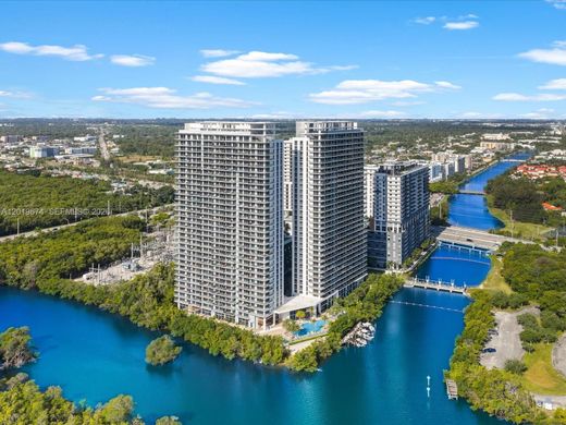 Wohnkomplexe in North Miami Beach, Miami-Dade County