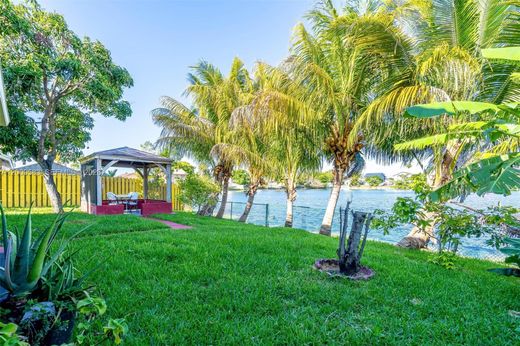 Villa à Pembroke Pines, Comté de Broward