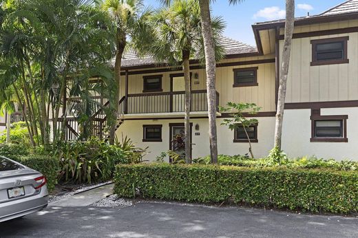 Wellington, Palm Beach Countyのアパートメント・コンプレックス