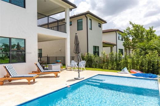 Villa in Pembroke Pines, Broward County