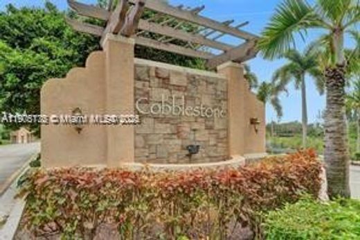 Townhouse in Pembroke Pines, Broward County