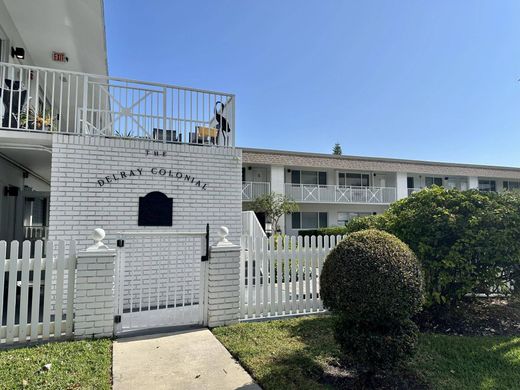 Residential complexes in Delray Beach, Palm Beach