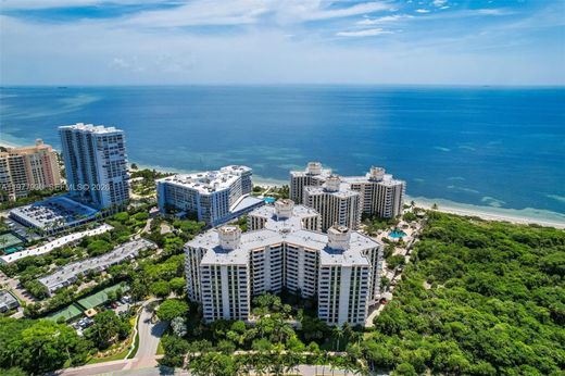 Residential complexes in Key Biscayne, Miami-Dade